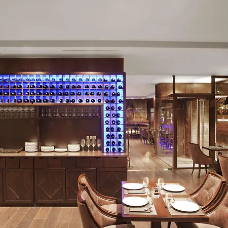 Claridge Hotel 4*
