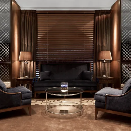 Claridge 4*