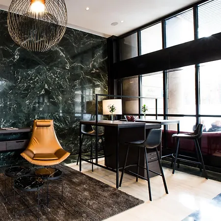 Leonardo City Center 3*