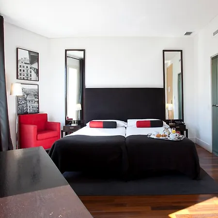 Quatro Puerta Del Sol Hotel