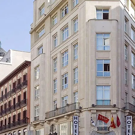 Hotel Quatro Puerta Del Sol 4*