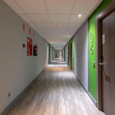 Lägenhetshotell Recoletos 3*