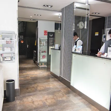 Hotell Petit Palace Plaza Espana Madrid