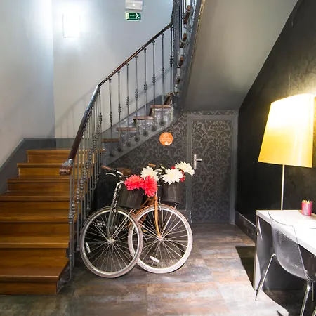 Hotell Petit Palace Plaza Espana 4*