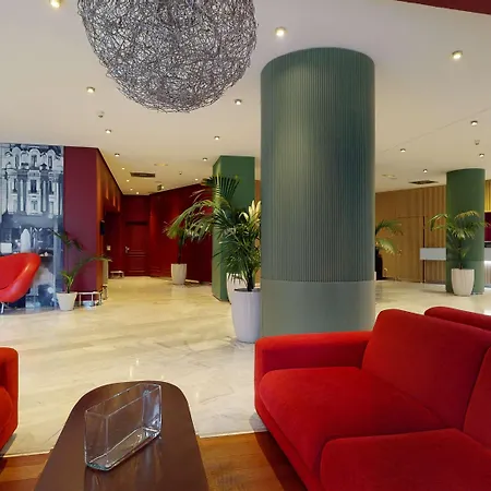 Hotell Radisson Red Madrid