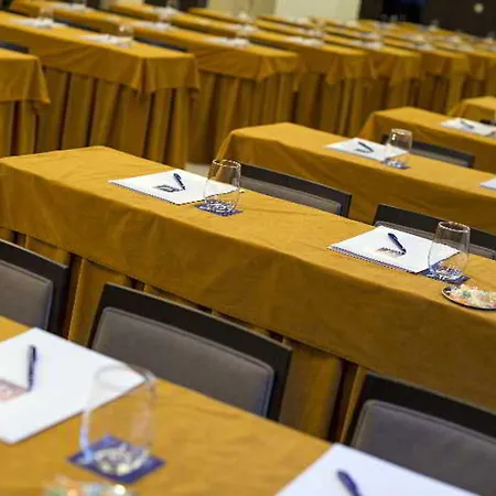 Radisson Red 4* Madrid