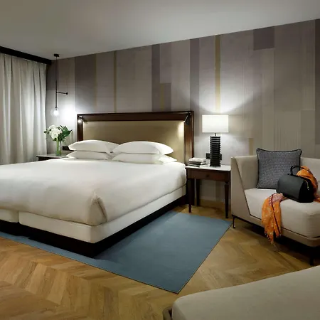 Hyatt Regency Hesperia Hotel