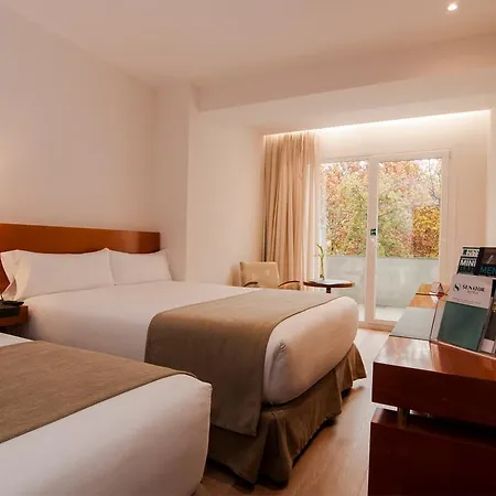 Senator Barajas Hotel 4*