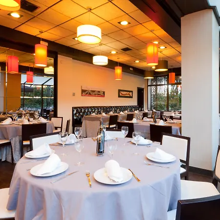 فندق Senator Barajas 4*