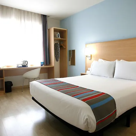Travelodge Torrelaguna 3* Madryt