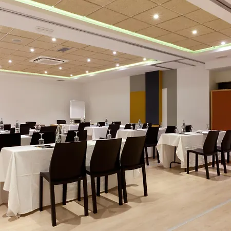 Senator Barajas Hotel
