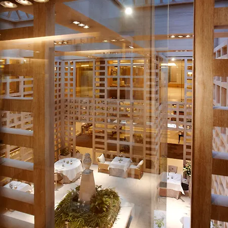 Hotel Hyatt Regency Hesperia 5*