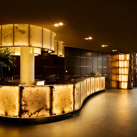 Hotel Urban, A Small Luxury Of The World 5*