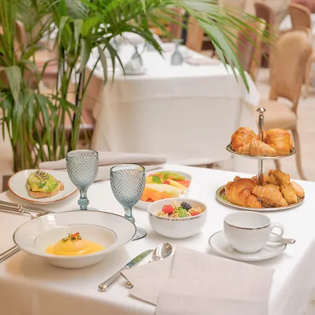 Urso & Spa, A Small Luxury Of The World Hotel