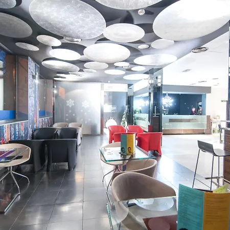 Hotell Petit Palace President Castellana 4*