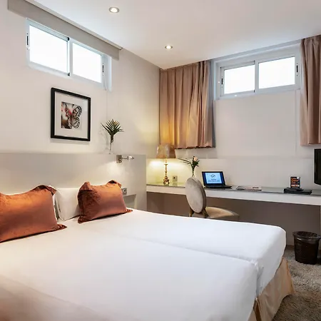 Hotel Globales Acis Y Galatea 3*