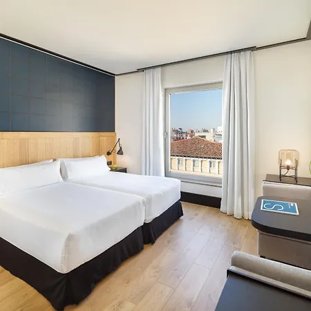 H10 Puerta De Alcalá Hotel