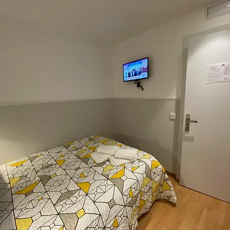Hostel Far Gran Via Madrid