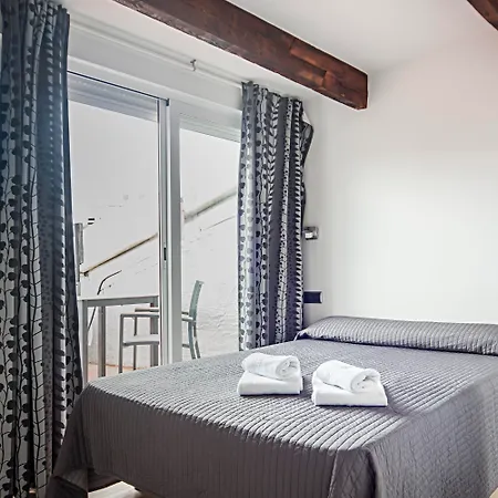 Guest house Inter Plaza Mayor Auto Check In Madrid