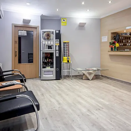 Guest house Inter Plaza Mayor Auto Check In Madrid