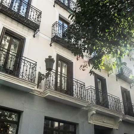 Soho Boutique Opera 4*