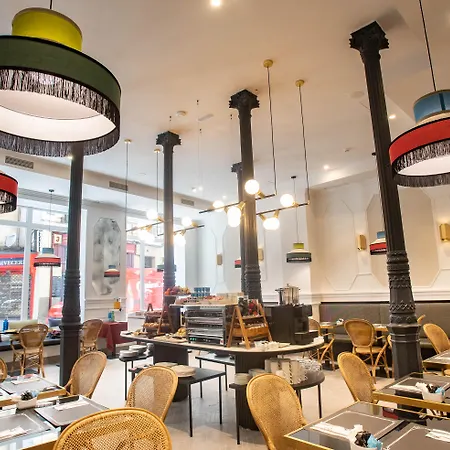Soho Boutique Opera 4*