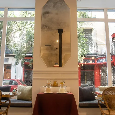Soho Boutique Opera 4*
