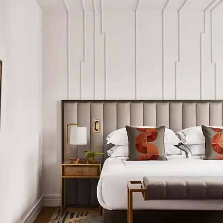 Gran Ingles - The Leading Of The World Hotel