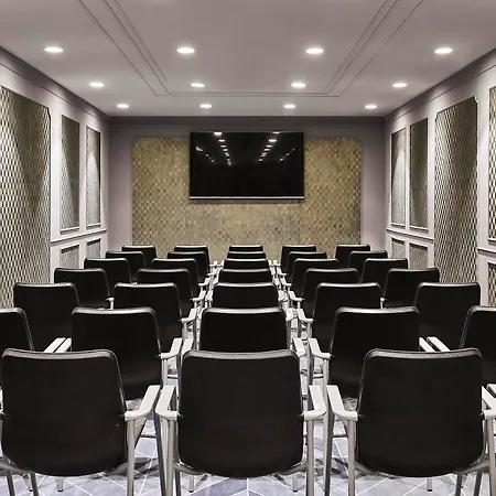 Hotel Gran Ingles - The Leading Of The World Madrid