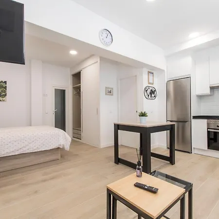 4torres Homes - Laura Appartement *