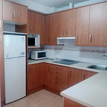 2 Y El Salon Tienen Aire, Centro Gran Via - Plaza De Espana Apartment *