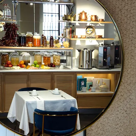Atocha Madrid, Tapestry Collection By Hilton 4* Madrid