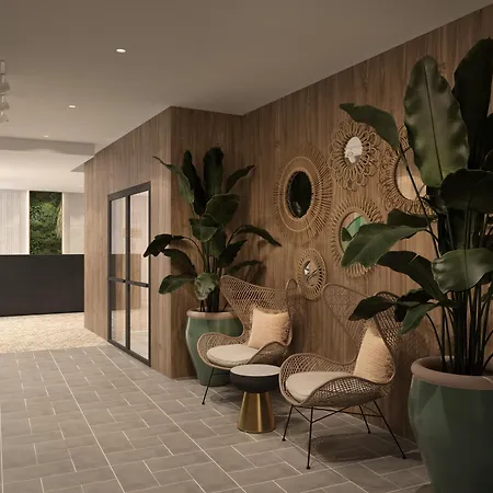 Hotel Atocha Madrid, Tapestry Collection By Hilton