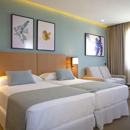 Hotell Riu Plaza Espana