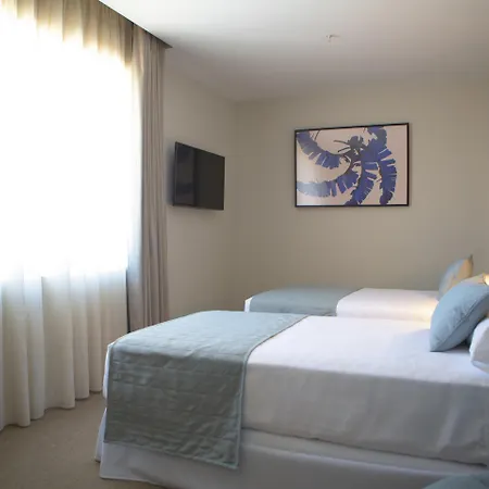 Hotell Riu Plaza Espana 4*