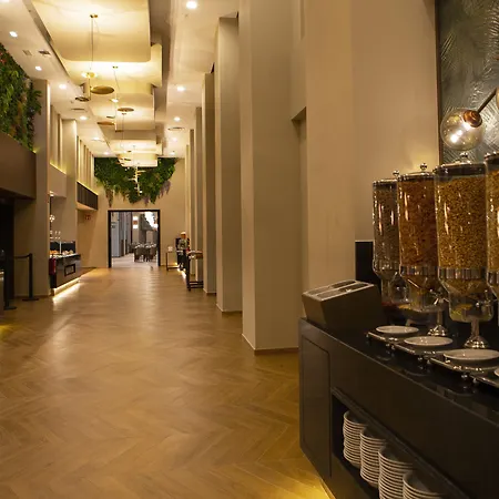 Hotell Riu Plaza Espana
