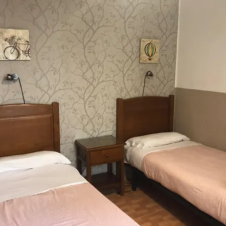 Pensjonat Perales Madryt