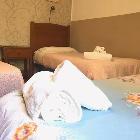 Pensjonat Perales Madryt