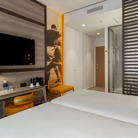 Pestana Cr7 Gran Via Hotel 4*