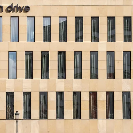Ocean Drive Hotel 4*
