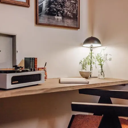 Makere- 1 Bedroom In Almagro Apartment Madrid