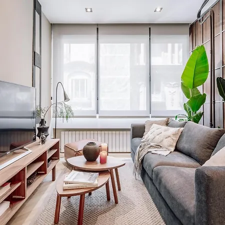 Makere- 1 Bedroom In Almagro Apartment
