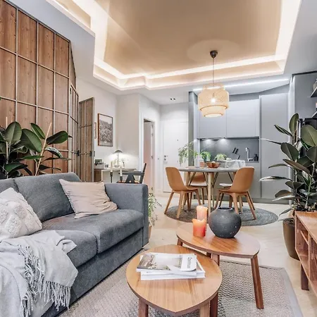 Makere- 1 Bedroom In Almagro Apartment *
