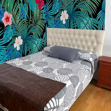 Bed & Breakfast Gran Via Valverde & Parking *