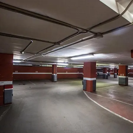 Leonardo City Center 3*