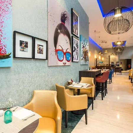 Leonardo City Center 3*