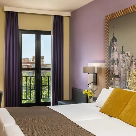 Leonardo Center Hotel 3*