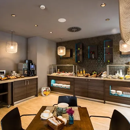 Leonardo Boutique Hotel