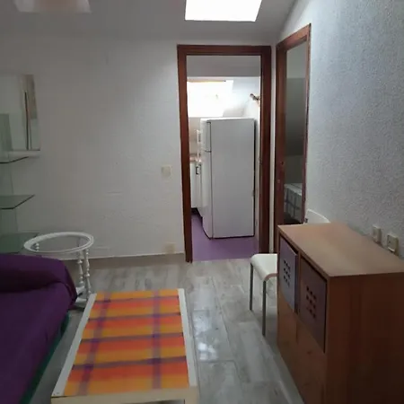 Apartamento De 2 Entre Metro Estrecho Y Francos Rodriguez Madrid