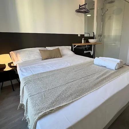 Casa De Huespedes Mi Lla Madrid